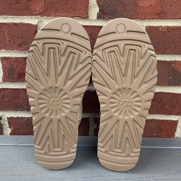 UGG Suede Classic Slippers - Picture 8 of 14